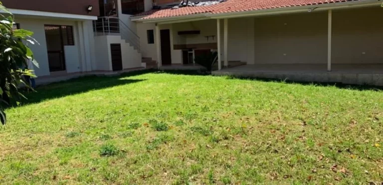 Frente casa 3 870x420 1 768x371